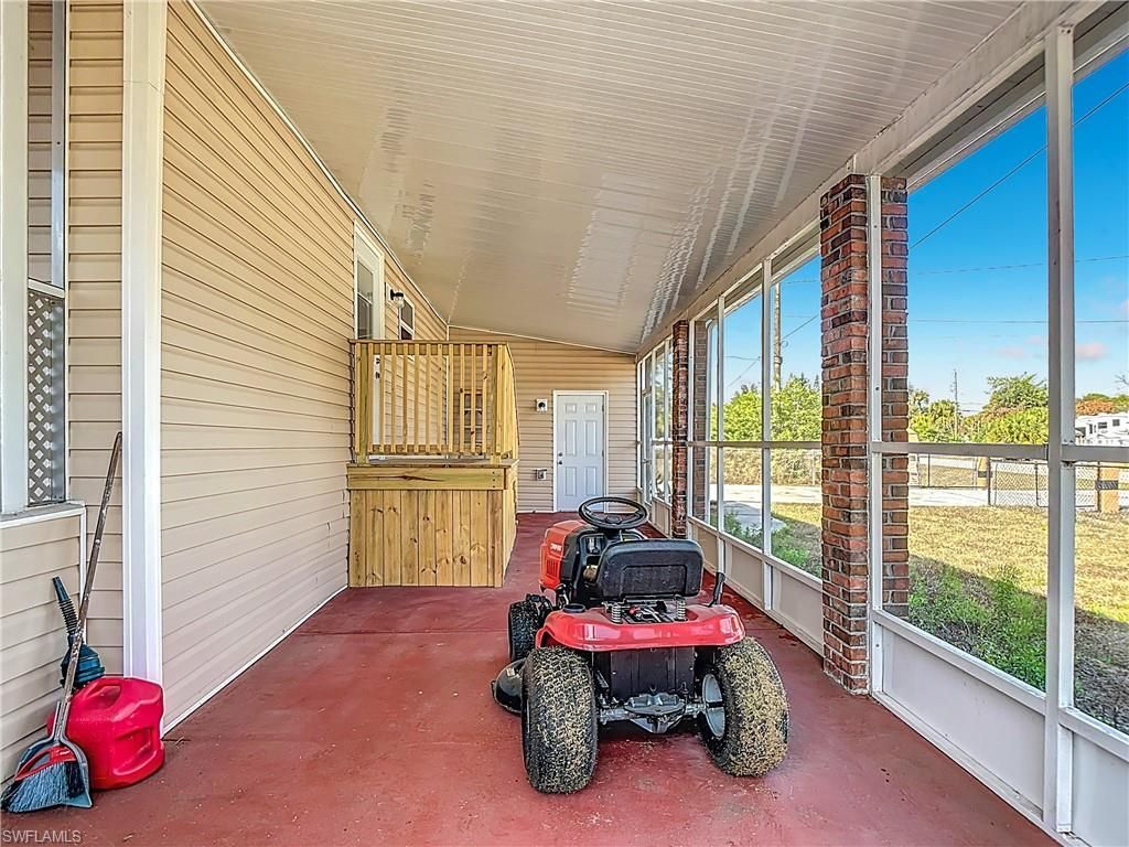 2425 Case Ln, North Fort Myers, FL 33917 Photo