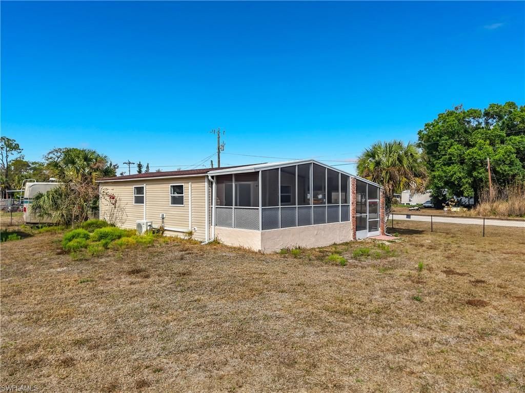 2425 Case Ln, North Fort Myers, FL 33917 Photo