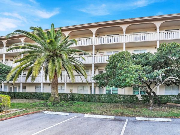 2102 Lucaya Bend, Unit F2, Coconut Creek, FL 33066