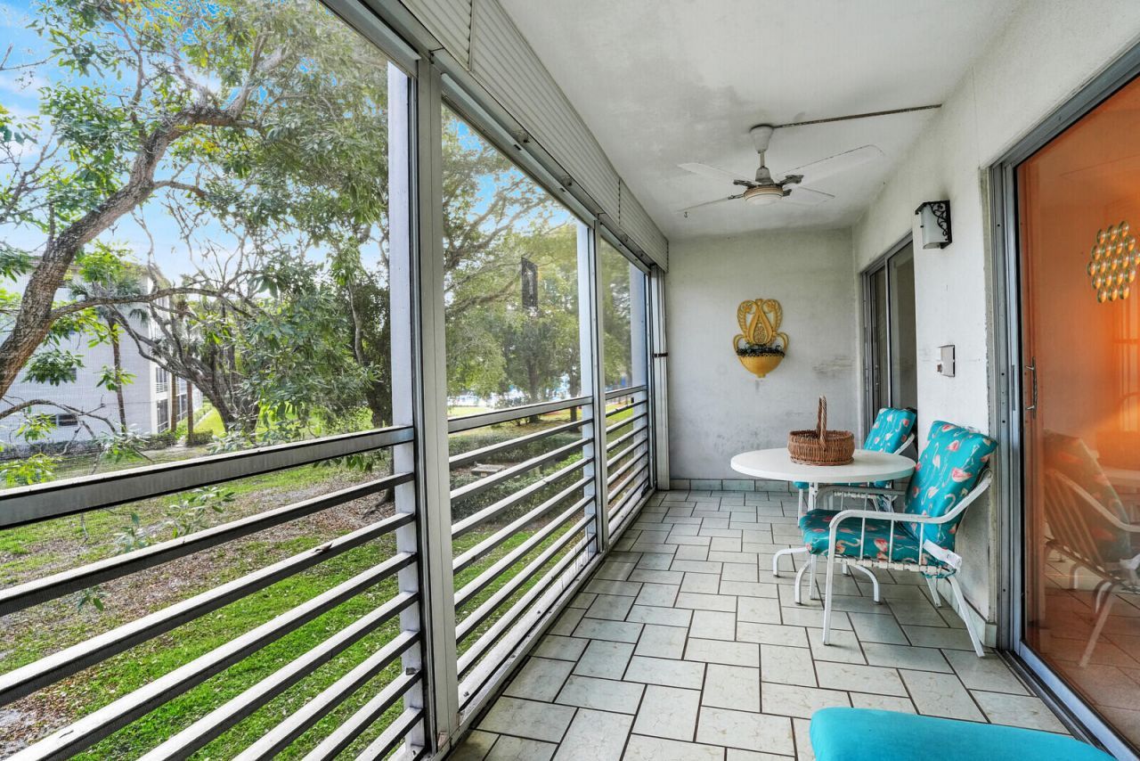 2102 Lucaya Bend, Unit F2, Coconut Creek, FL 33066 Photo