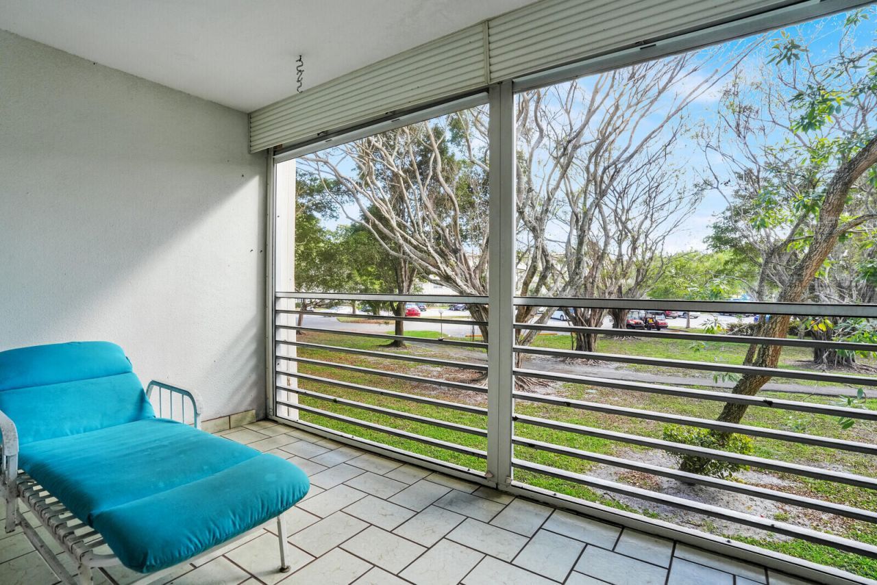 2102 Lucaya Bend, Unit F2, Coconut Creek, FL 33066 Photo