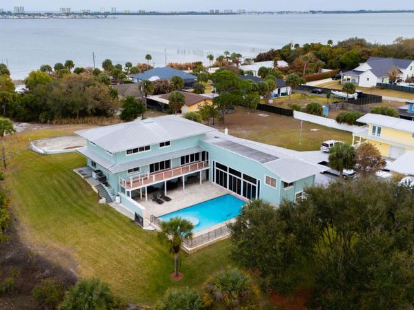 3712 E Mockingbird Hill, Jensen Beach, FL 34957