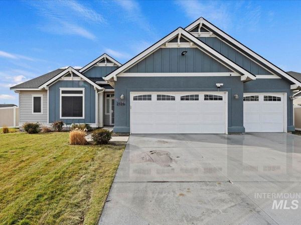 2126 W Pine Creek Drive, Nampa, ID 83686