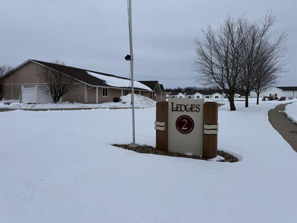 1501 SW 3rd Street, Unit 216, Waverly, IA 50677