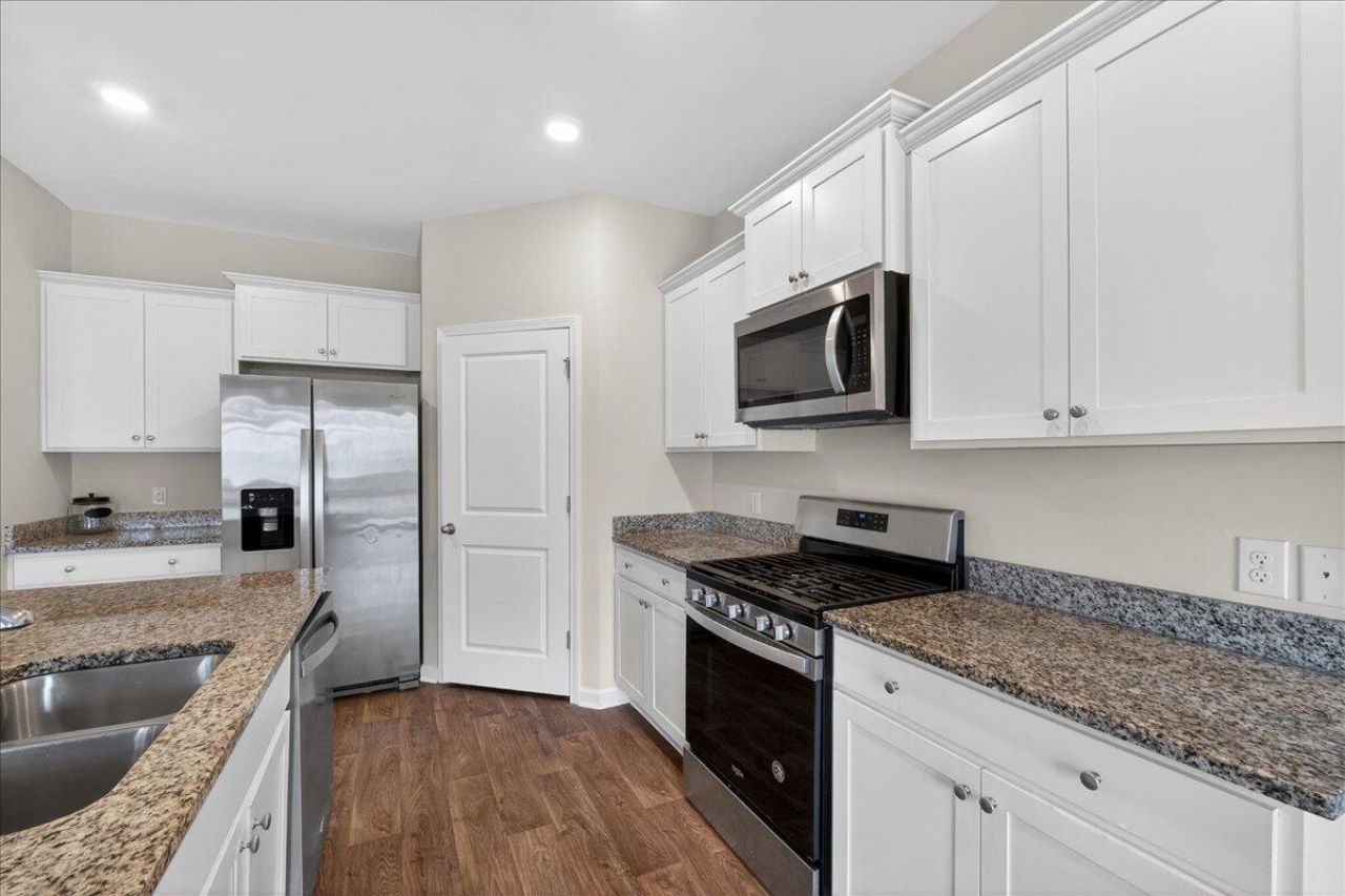 110 Itasca Drive Photo 11