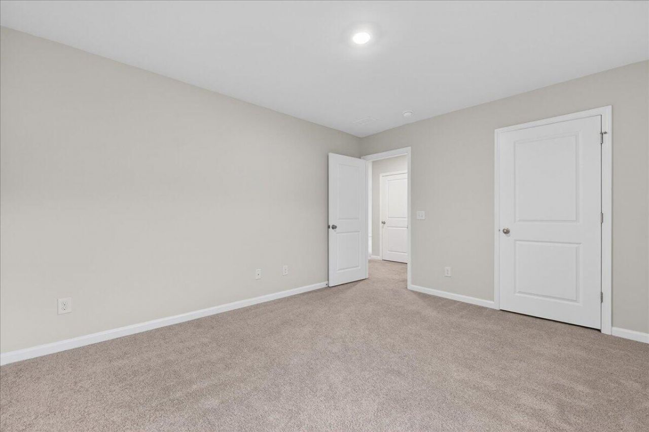 110 Itasca Drive Photo 27