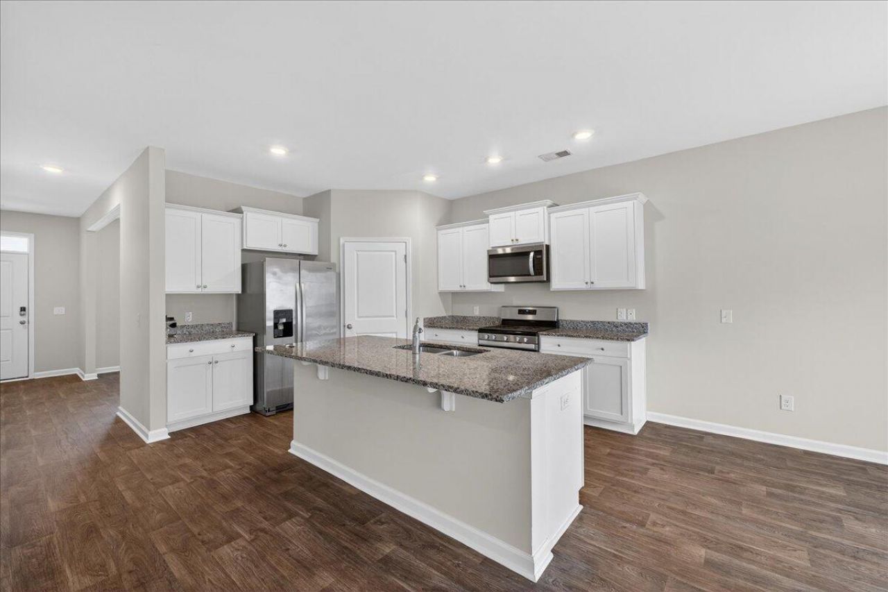 110 Itasca Drive Photo 9