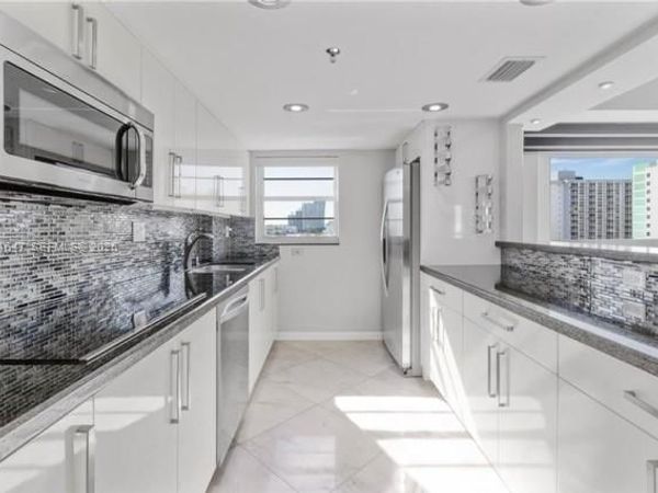 1345 West Ave, Unit 901, Miami Beach, FL 33139