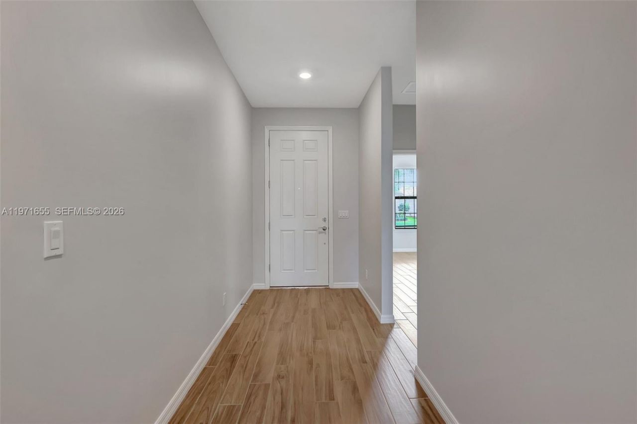 727 SE Boboli Way, Port Saint Lucie, FL 34984 Photo