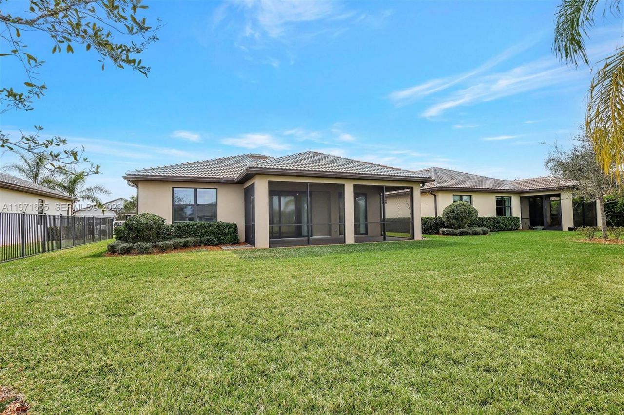 727 SE Boboli Way, Port Saint Lucie, FL 34984 Photo