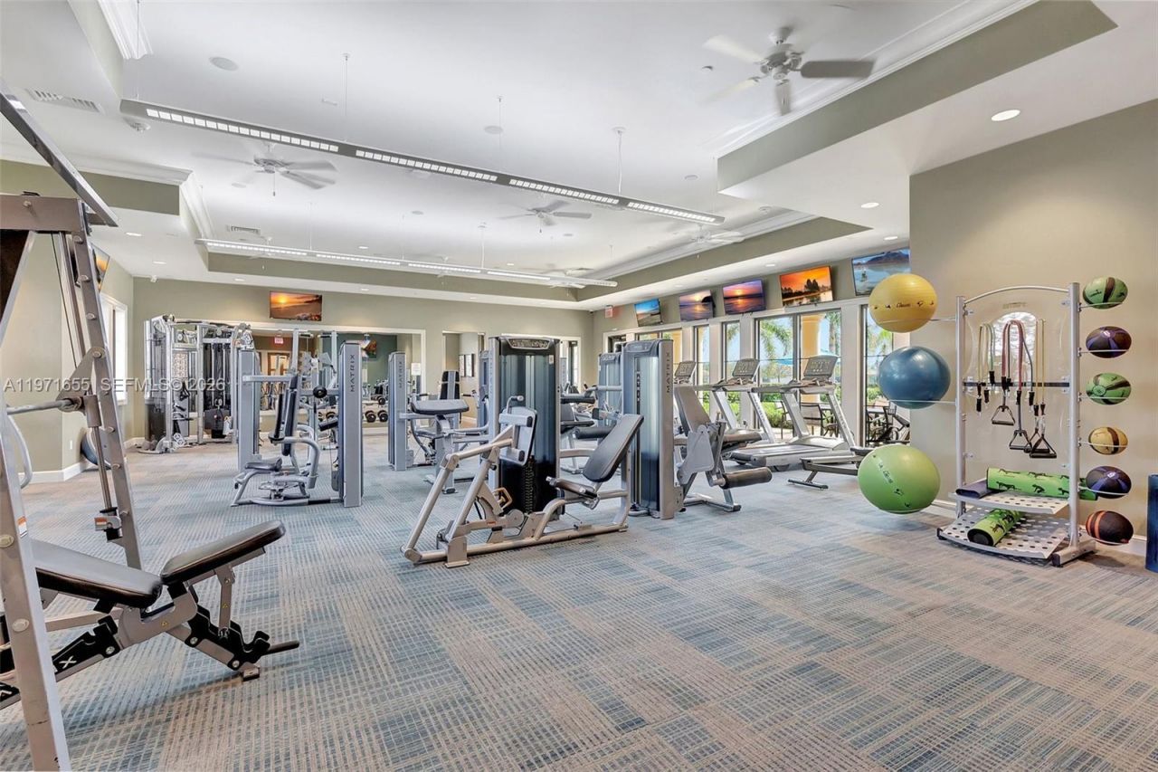 727 SE Boboli Way, Port Saint Lucie, FL 34984 Photo