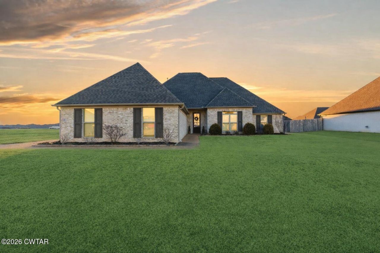 5 Pinehill Cove, Jackson, TN 38305 Main Photo