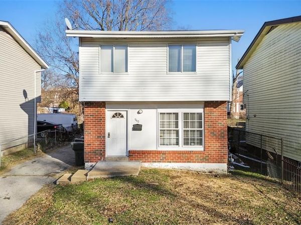 940 Maple Place , St Louis, MO 63112