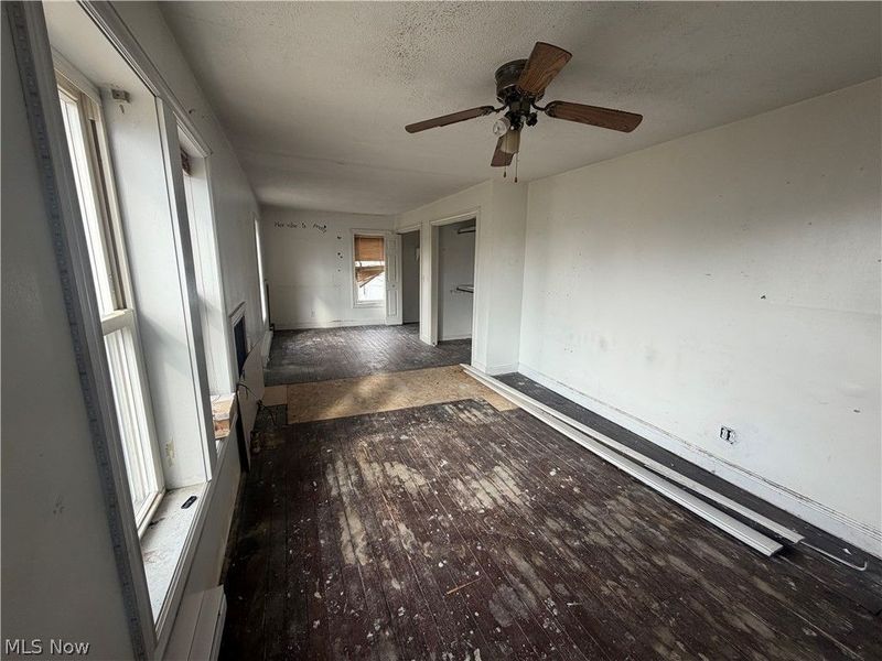 202 Prospect Street, Girard, OH 44446 Photo 12