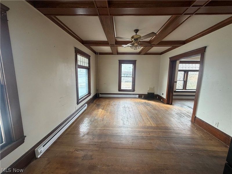 202 Prospect Street, Girard, OH 44446 Photo 2