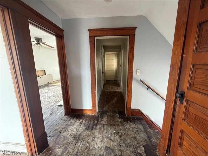 202 Prospect Street, Girard, OH 44446 Photo 9