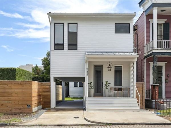 933 TERPSICHORE Street, New Orleans, LA 70130