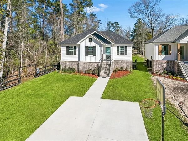 4611 OAK Drive, Slidell, LA 70461