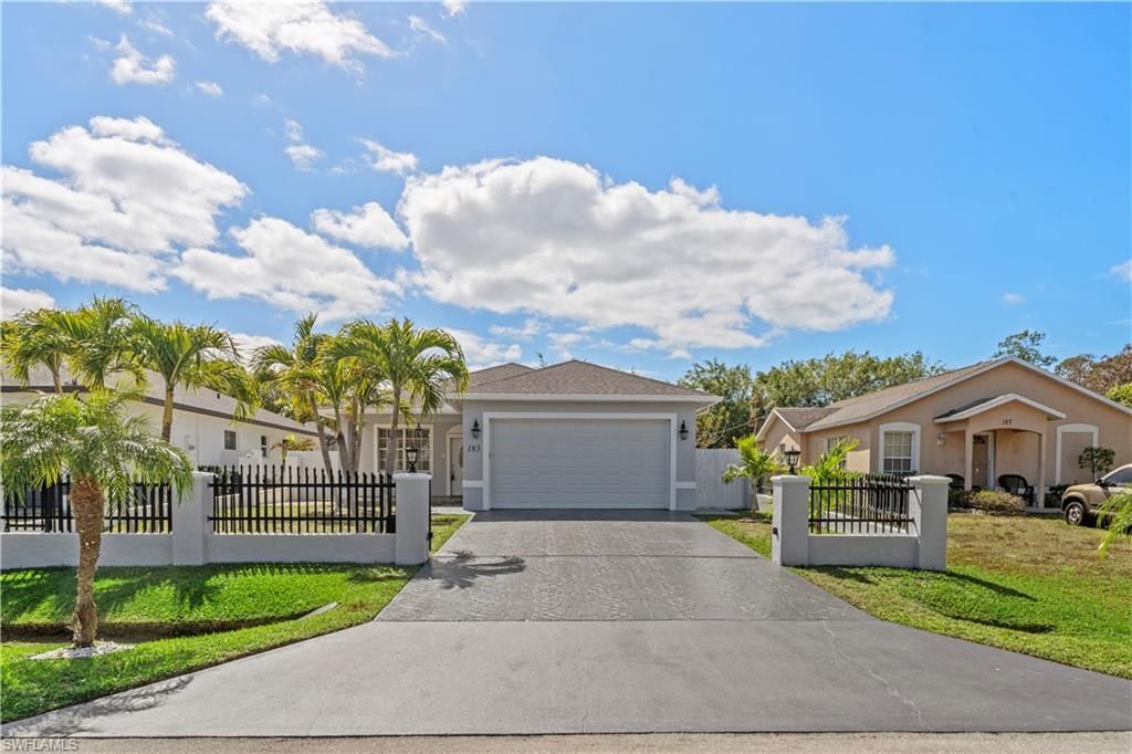 183 7th St, Naples, FL 34113 Main Photo