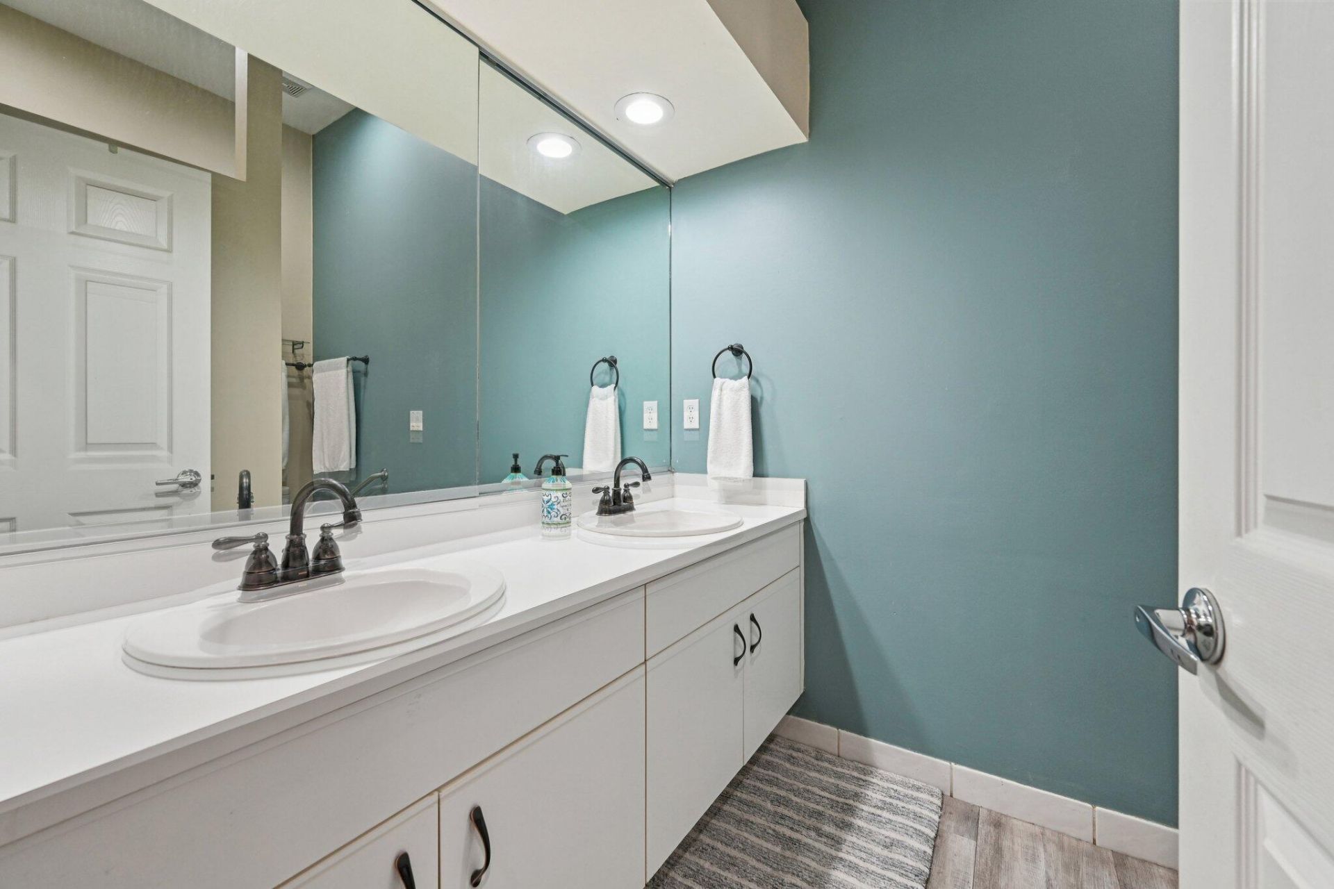 156 Sandy Lane, Royal Palm Beach, FL 33411 Photo