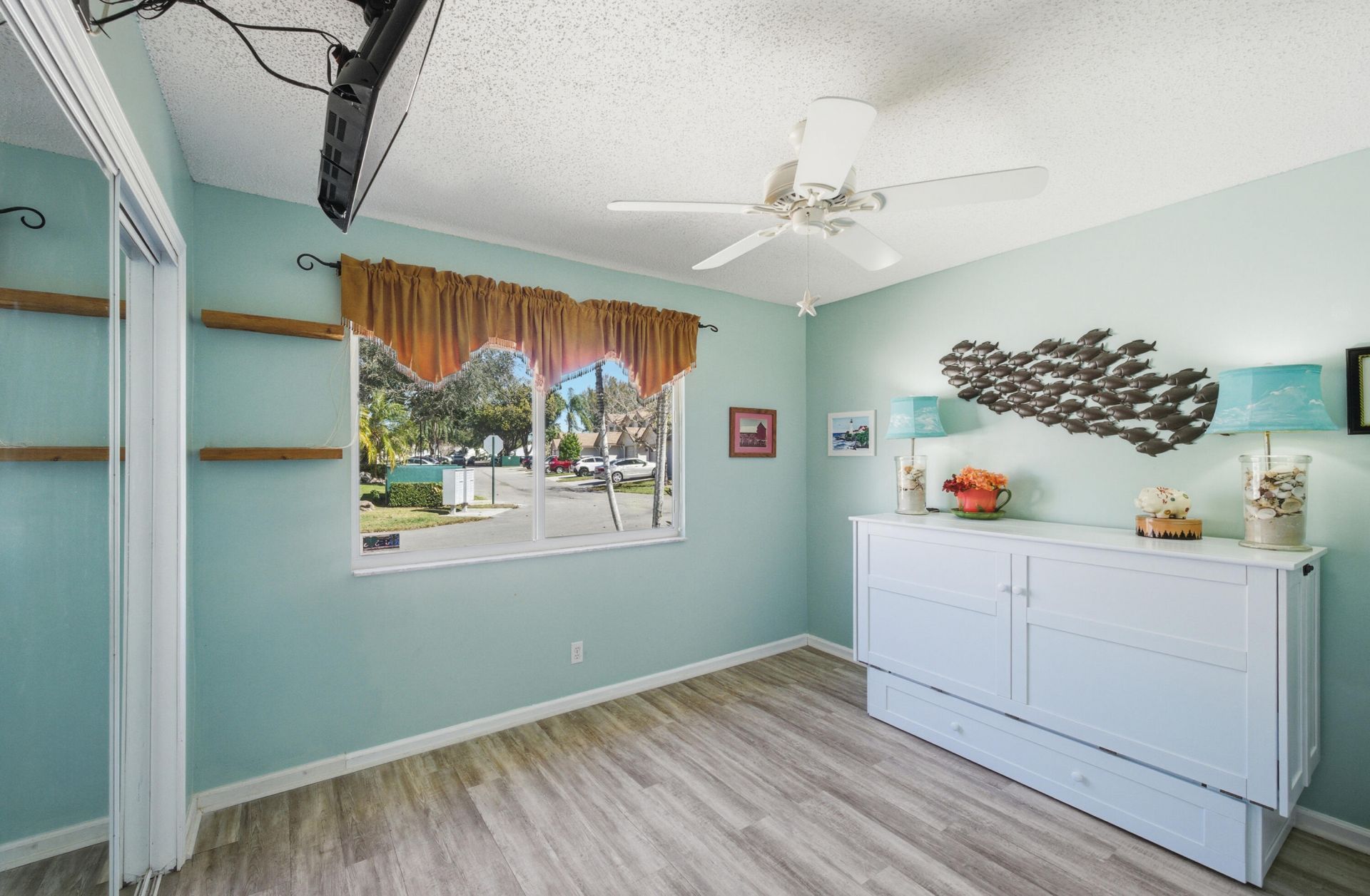 156 Sandy Lane, Royal Palm Beach, FL 33411 Photo