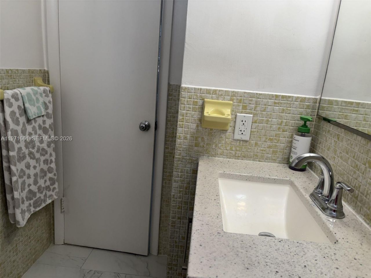 2903 Point East Dr , Unit K207, Aventura, FL 33160 Photo