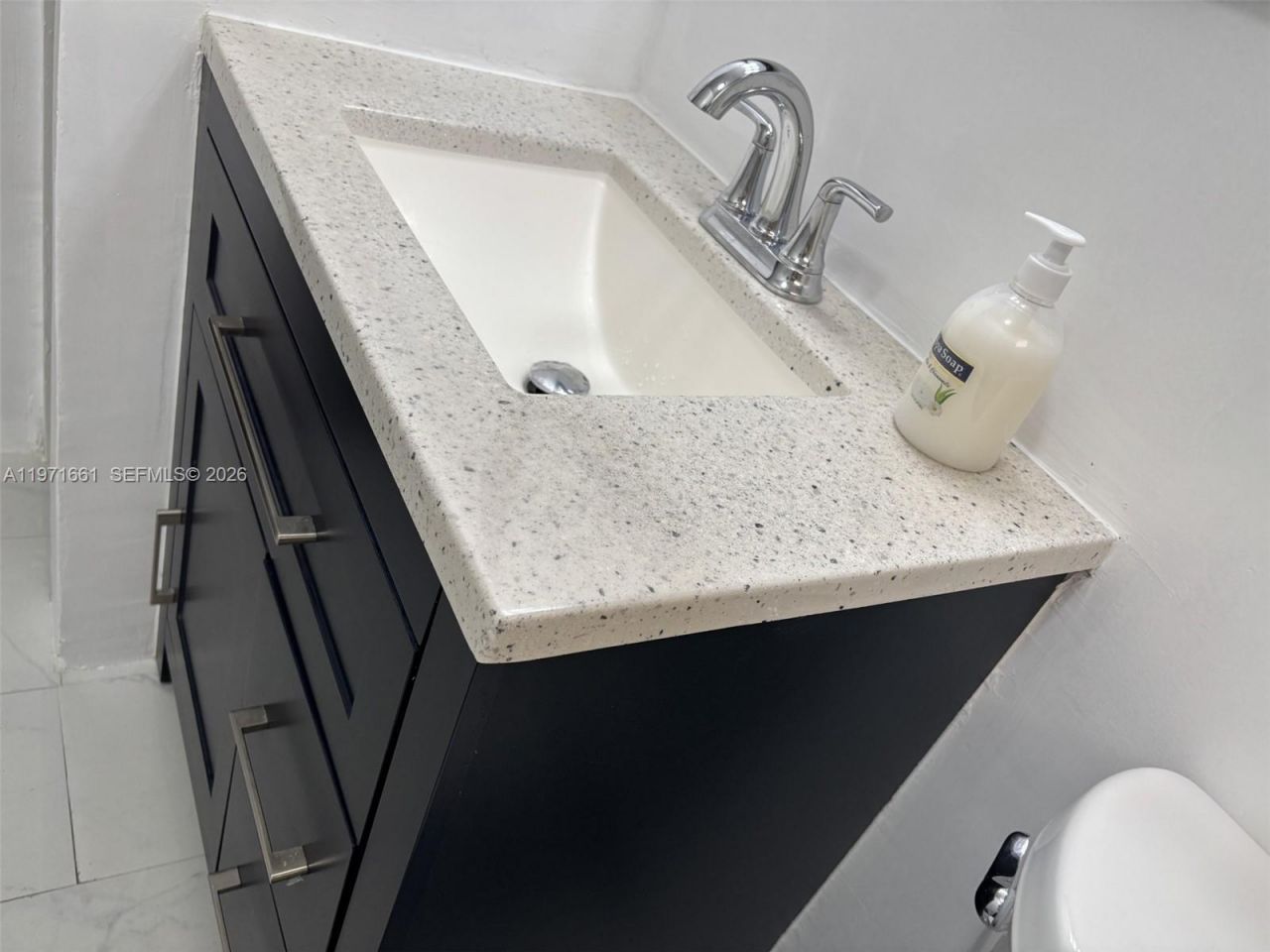2903 Point East Dr, Unit K207, Aventura, FL 33160 Photo