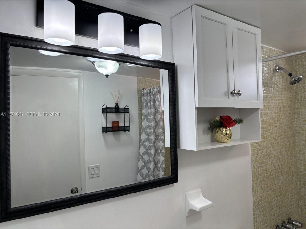 2903 Point East Dr, Unit K207, Aventura, FL 33160 Photo