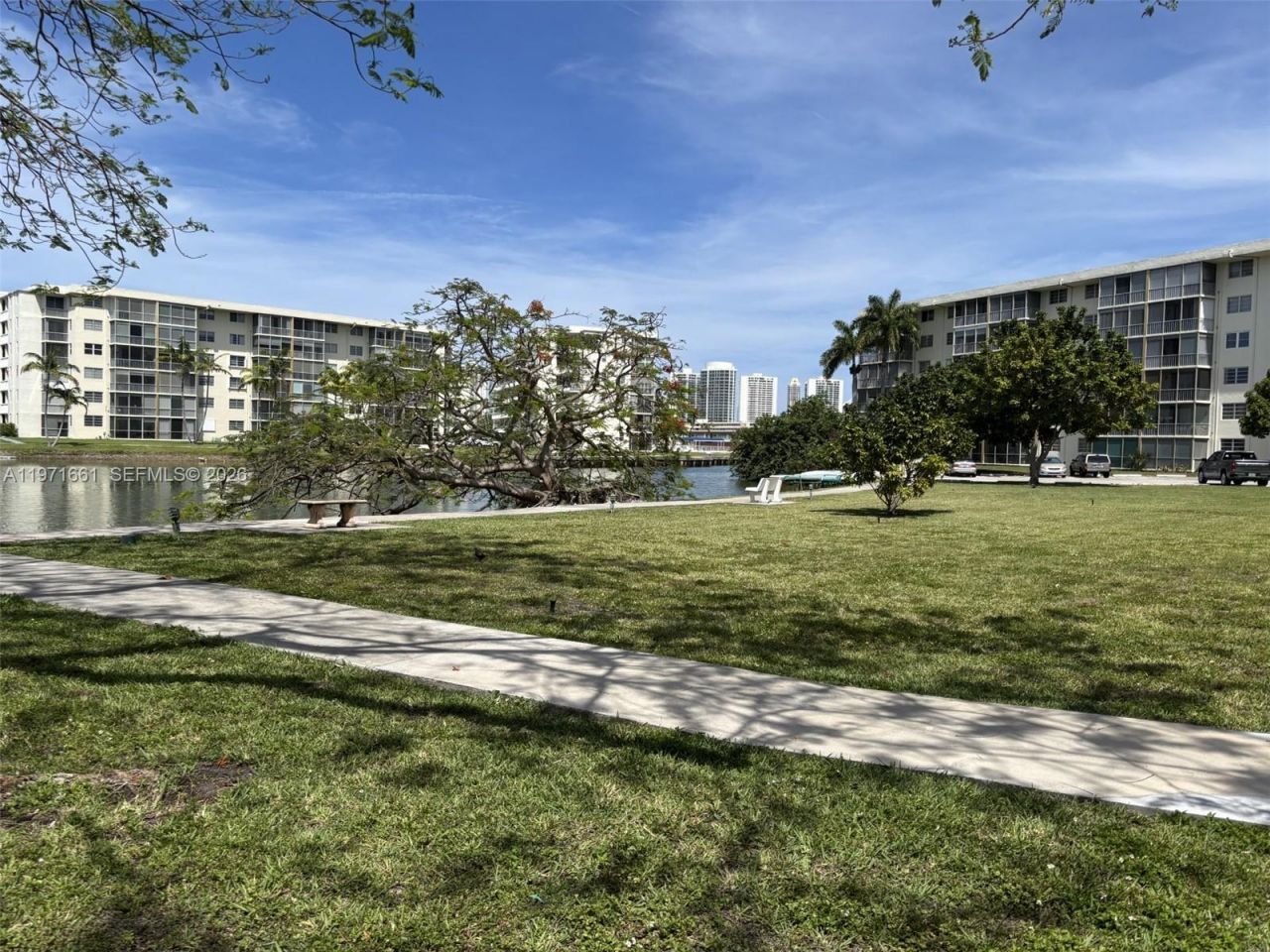 2903 Point East Dr, Unit K207, Aventura, FL 33160 Photo
