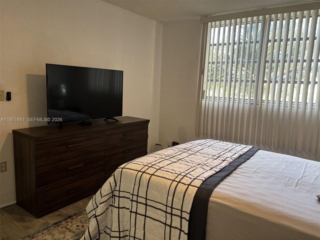 2903 Point East Dr , Unit K207, Aventura, FL 33160 Photo