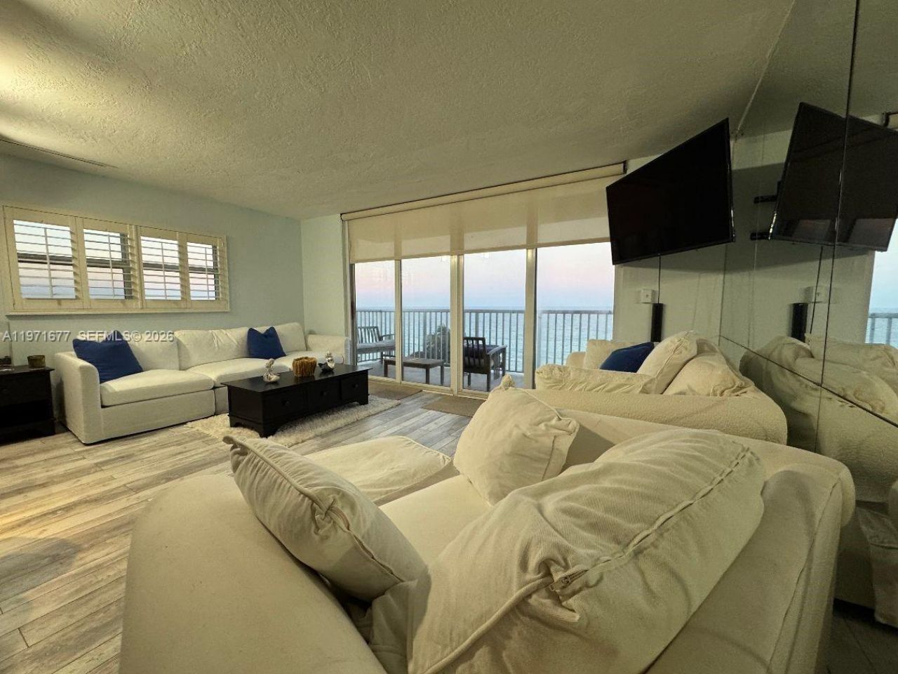 400 N Surf Rd , Unit 701, Hollywood, FL 33019 Photo