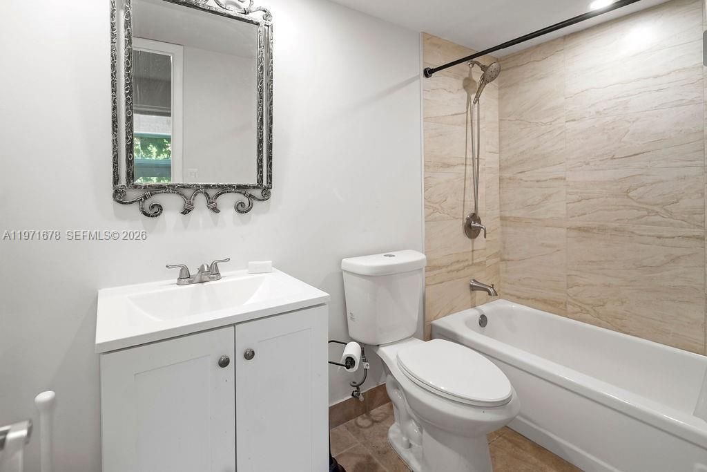 5121 W Oakland Park Blvd , Unit 109, Lauderdale Lakes, FL 33313 Photo