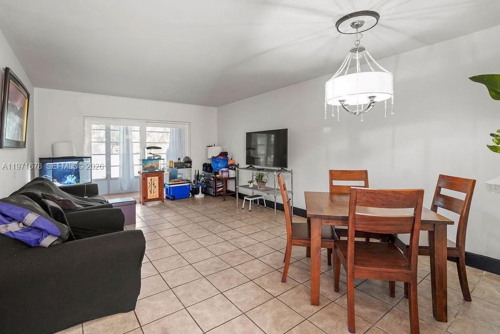 5121 W Oakland Park Blvd , Unit 109, Lauderdale Lakes, FL 33313 Photo