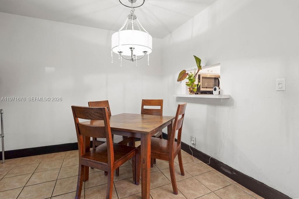 5121 W Oakland Park Blvd , Unit 109, Lauderdale Lakes, FL 33313 Photo