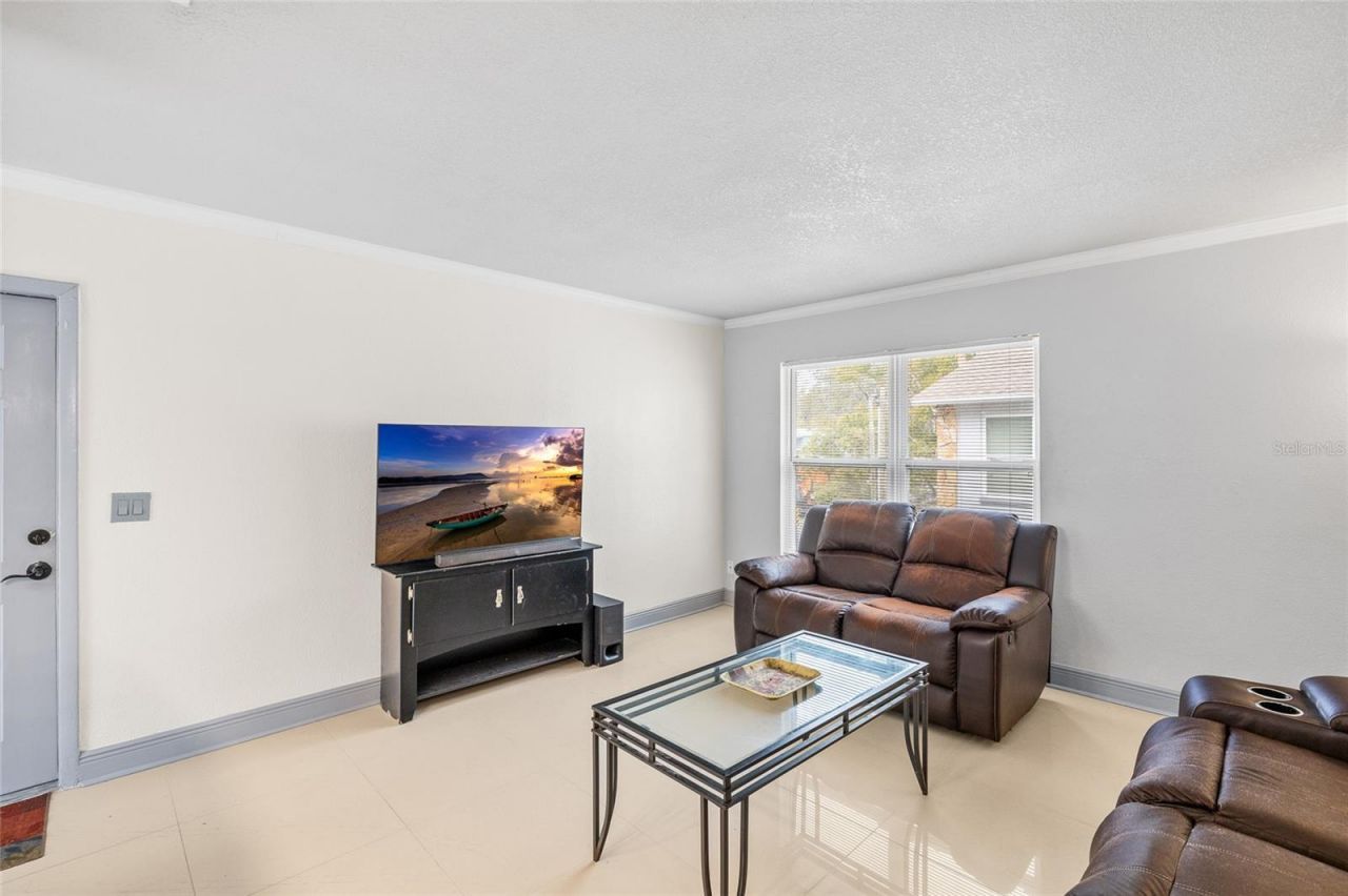 7917 Lakeshore Drive, Tampa, FL 33604 Photo