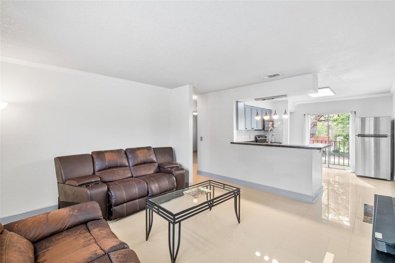 7917 Lakeshore Drive, Tampa, FL 33604 Photo