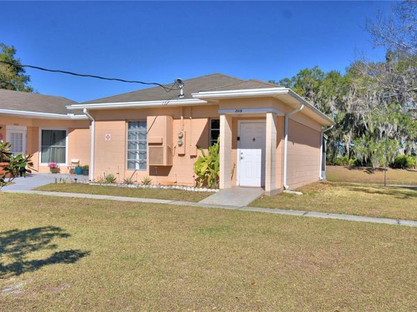 2319 CLUB CIRCLE , LAKE WALES, FL 33854
