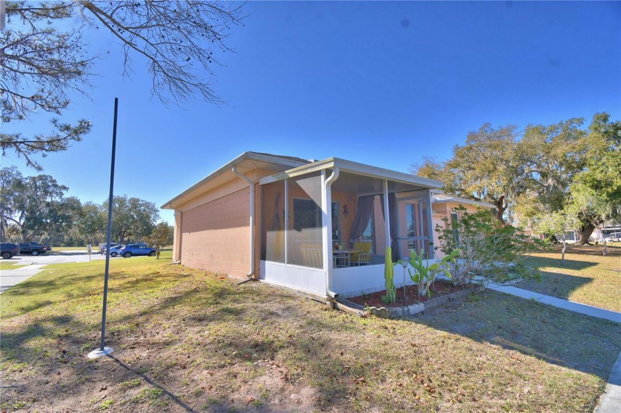 2319 Club Circle , Lake Wales, FL 33854 Photo