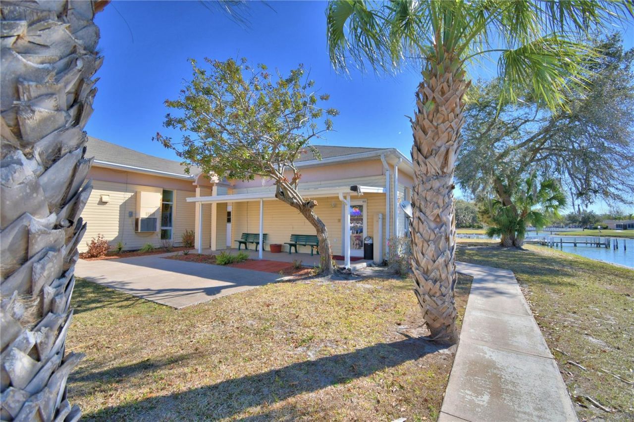 2319 Club Circle , Lake Wales, FL 33854 Photo