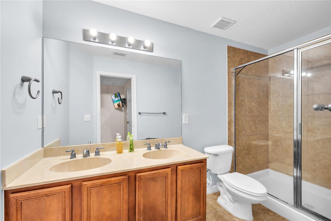 8509 Trail Wind Drive, Tampa, FL 33647 Photo