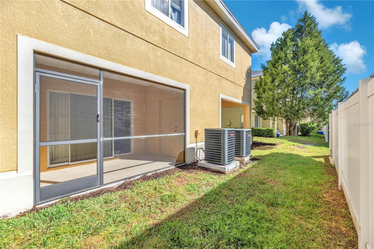 8509 Trail Wind Drive, Tampa, FL 33647 Photo