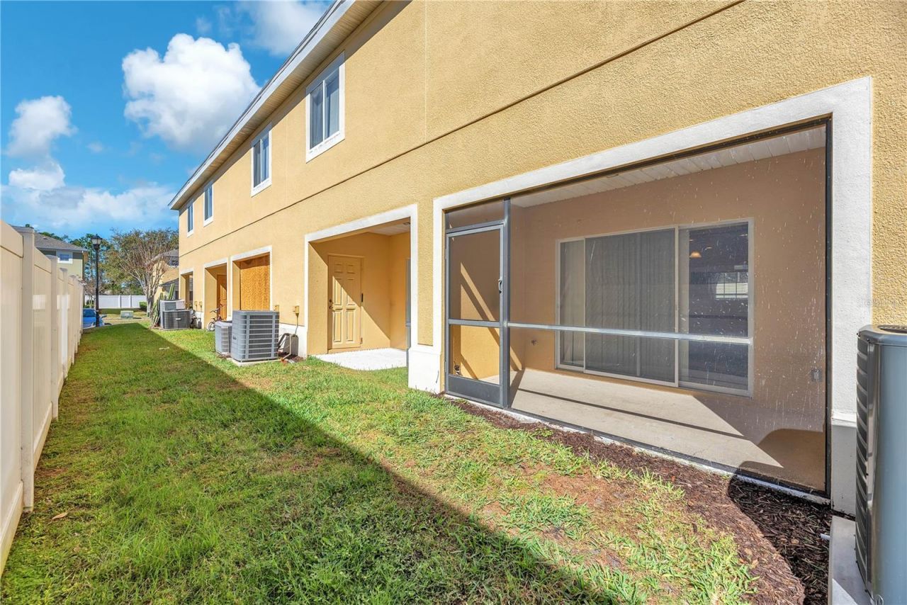 8509 Trail Wind Drive, Tampa, FL 33647 Photo