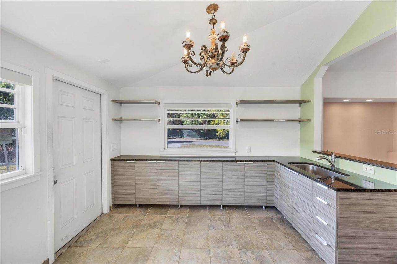 1716 10th Way , Sarasota, FL 34236 Photo