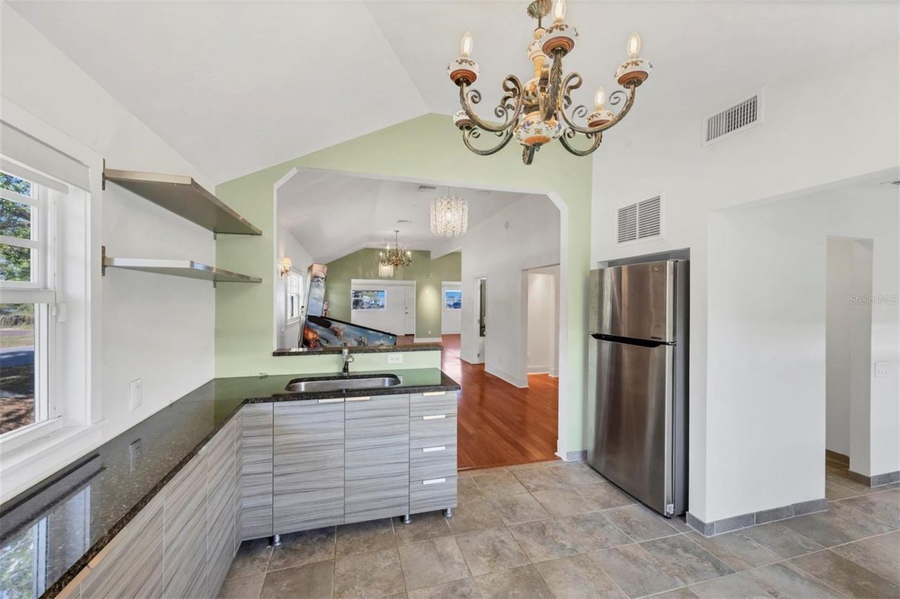 1716 10th Way , Sarasota, FL 34236 Photo