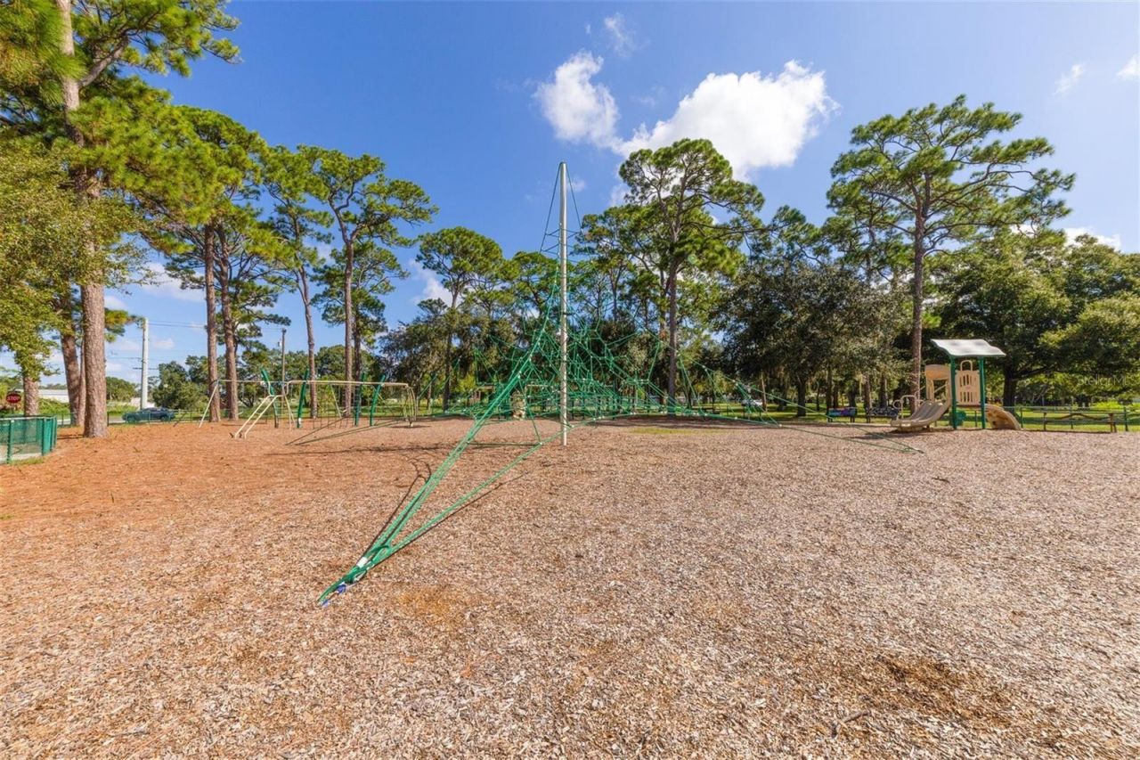 1716 10th Way , Sarasota, FL 34236 Photo