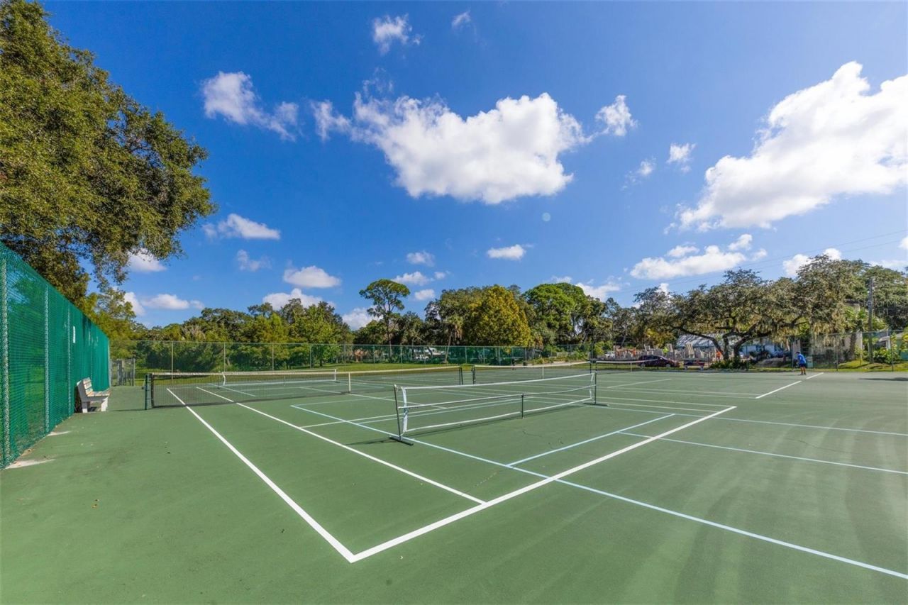 1716 10th Way , Sarasota, FL 34236 Photo