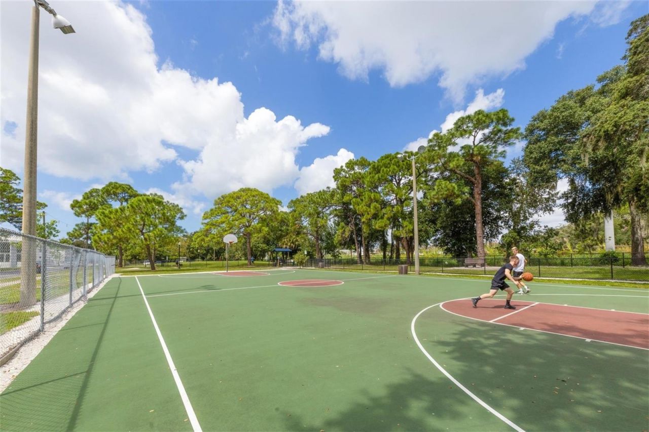 1716 10th Way , Sarasota, FL 34236 Photo