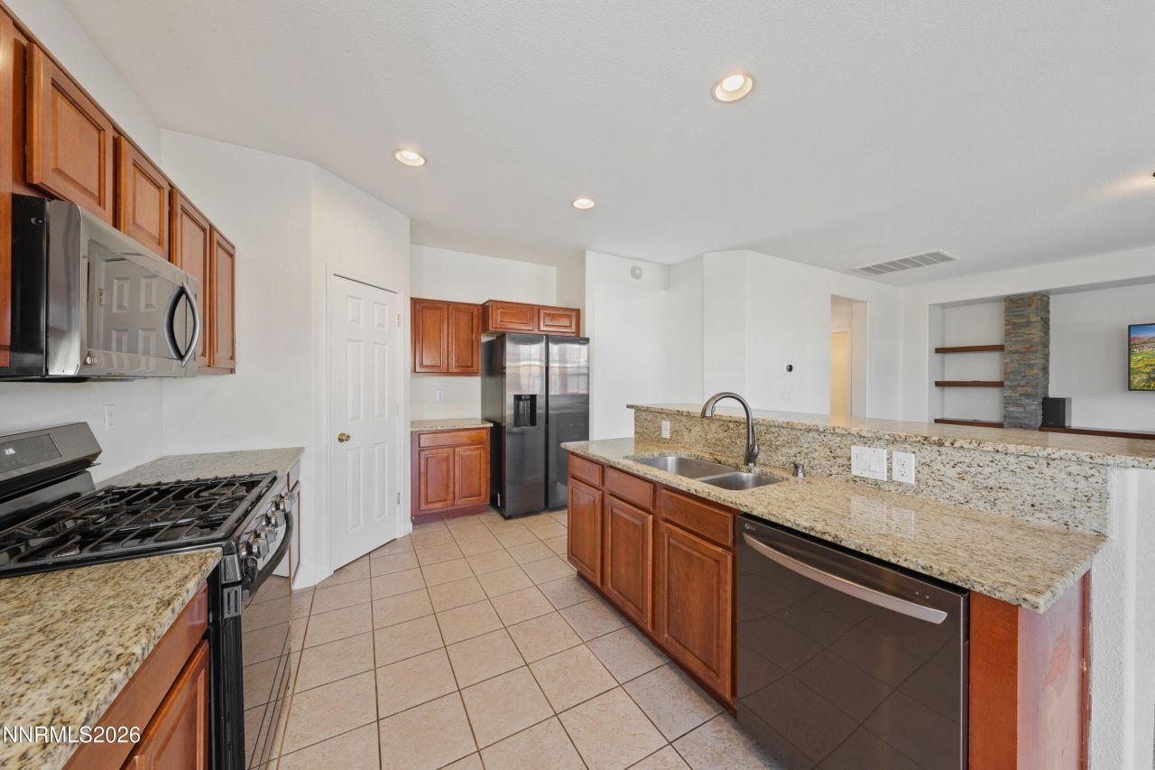 6680 Abbotswood Drive, Sparks, NV 89436 Photo