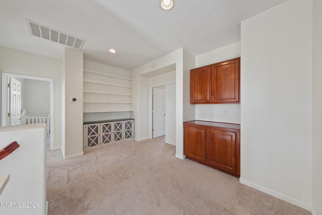 6680 Abbotswood Drive, Sparks, NV 89436 Photo