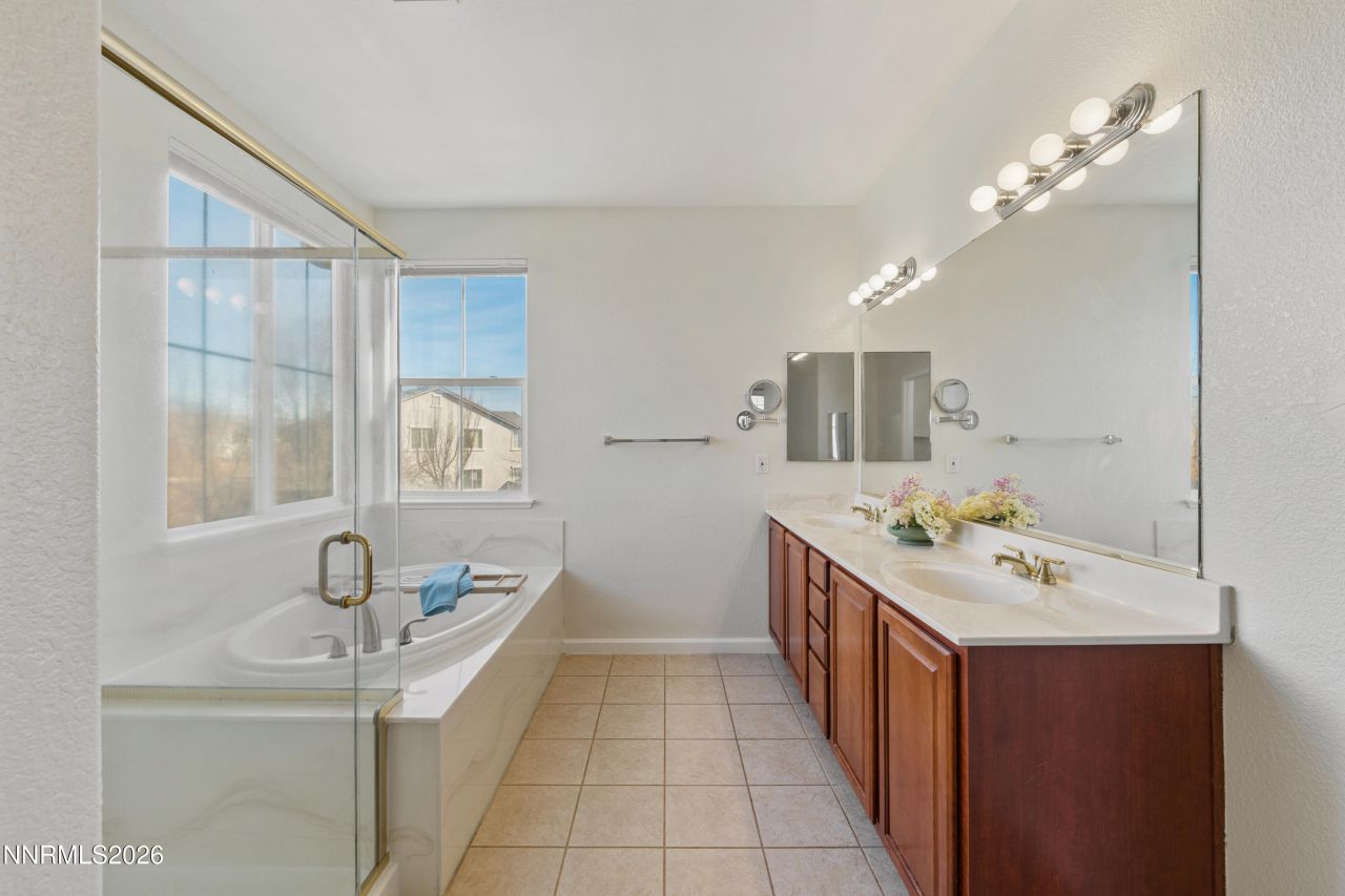 6680 Abbotswood Drive, Sparks, NV 89436 Photo